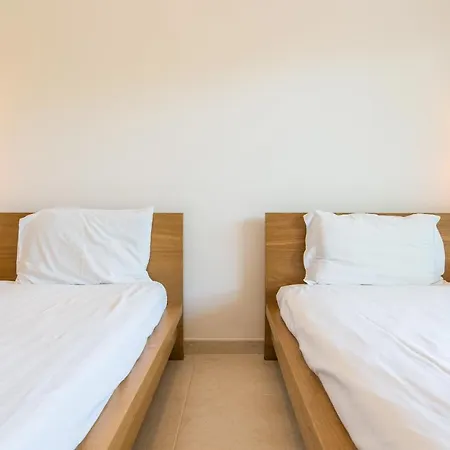 Two Bedroom Monte Balaia